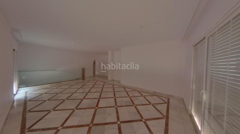 Foto 31d10a09-c98c-4d7f-af35-83472ded4796. Dúplex amb piscina a Nueva Andalucía centro Marbella