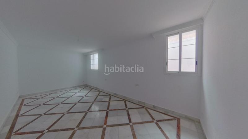 Foto 434e0cc1-b8e6-4ec9-99a1-d6ad74920dbb. Dúplex amb piscina a Nueva Andalucía centro Marbella