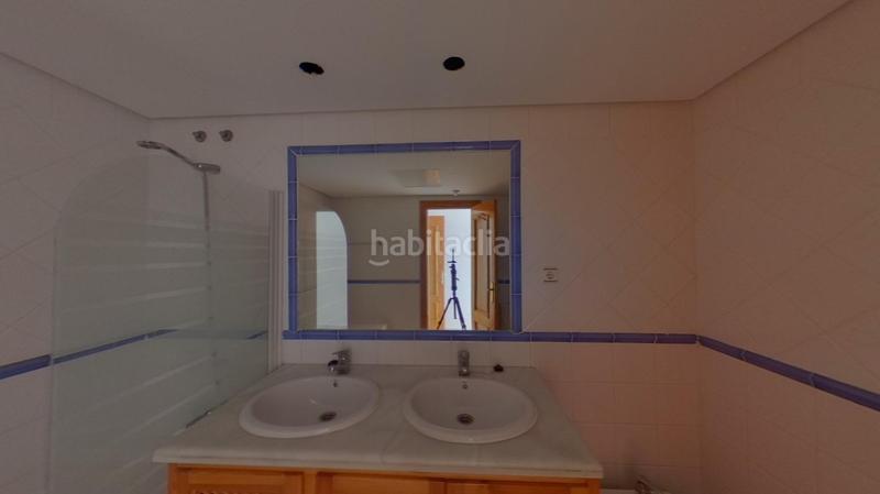 Foto 50a2103f-7e31-4bbc-8eb8-63259c01167c. Dúplex amb piscina a Nueva Andalucía centro Marbella