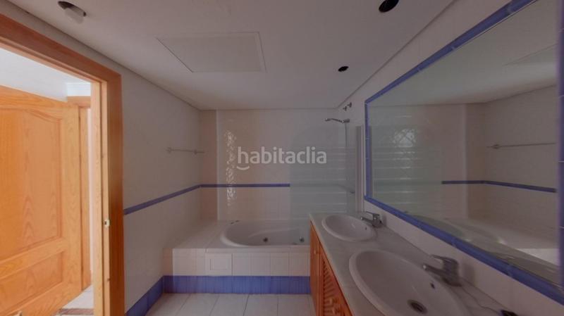 Foto 65254de2-1c53-4319-8178-163539312e89. Dúplex amb piscina a Nueva Andalucía centro Marbella