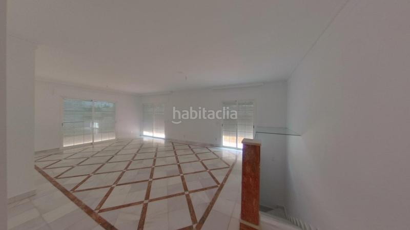 Foto 7569eaf2-d5a3-4f2a-af2b-00aa1902bded. Dúplex amb piscina a Nueva Andalucía centro Marbella