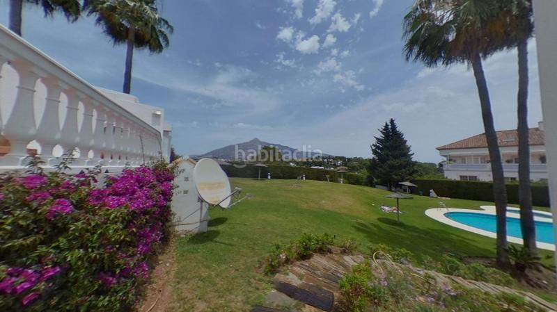 Foto 7c82490f-b97c-4b40-87ca-e78e5f620f1b. Dúplex amb piscina a Nueva Andalucía centro Marbella