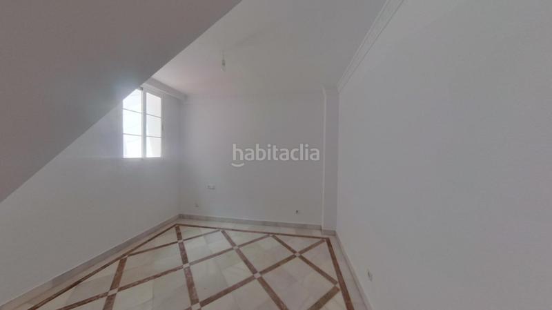 Foto 869e5b20-9307-4c15-9c13-d3631007d9f5. Dúplex amb piscina a Nueva Andalucía centro Marbella