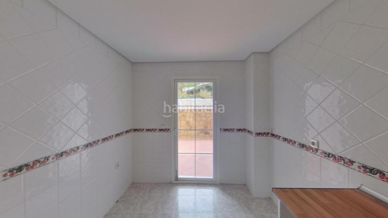 Foto a823010a-8412-4e24-8e2e-363bb76049f0. Dúplex amb piscina a Nueva Andalucía centro Marbella