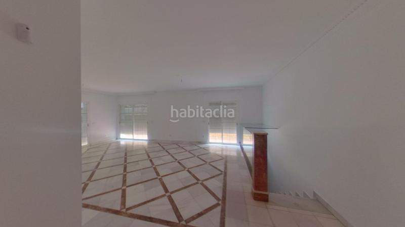 Foto aaa8b6f1-cc7a-44dc-ad07-25f57b4825de. Dúplex amb piscina a Nueva Andalucía centro Marbella