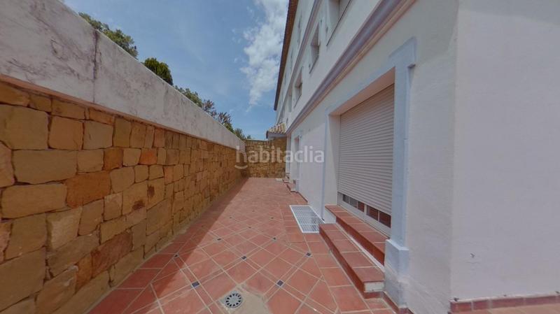 Foto d7fb1cb5-1f09-45c8-978c-4292bed560b1. Dúplex amb piscina a Nueva Andalucía centro Marbella