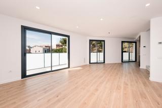 Haus  Carrer de la farigola. Casa nueva construcción en viladecans con inmejorables vistas