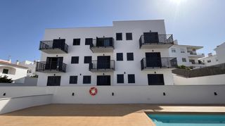 Pis a Carrer verge de montserrat 17. Obra nova