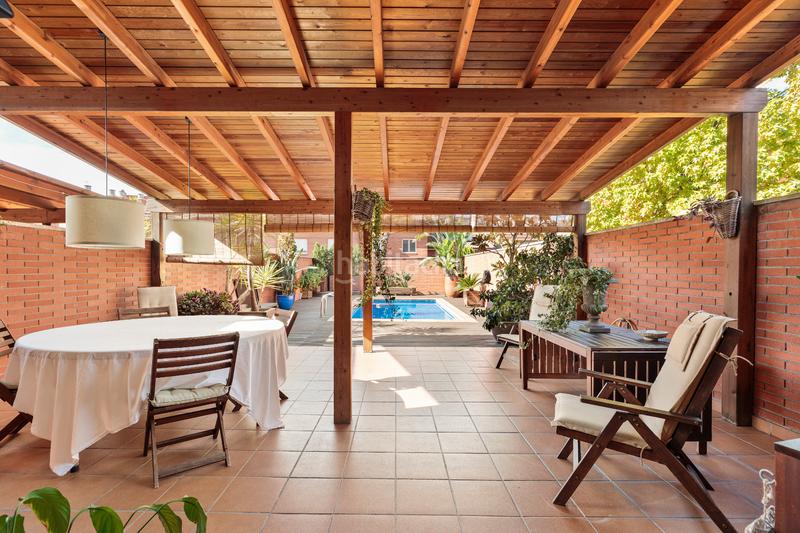 Foto 5125c9bc-ef79-42e3-9600-4533e92a27a5. Maison jumelée avec chauffage parking piscine dans Mas Duran Sant Quirze del Vallès