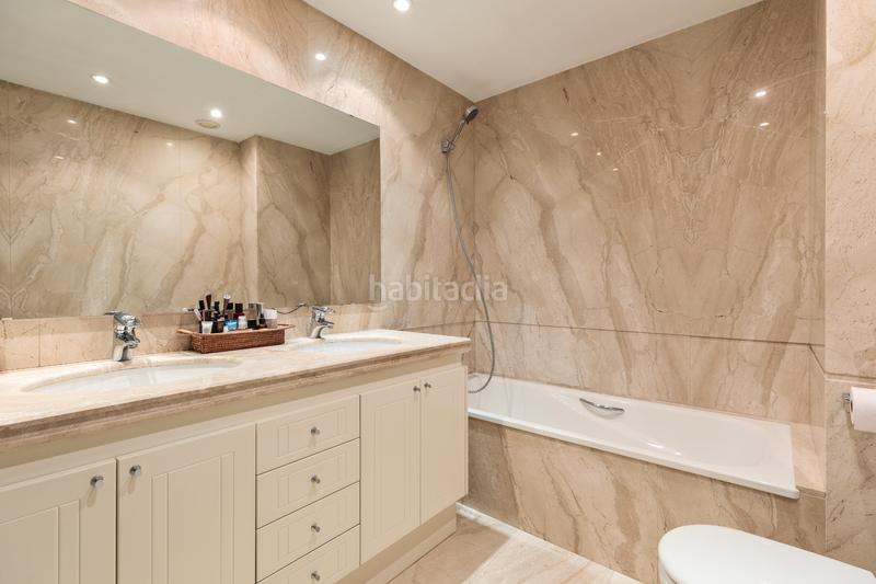 Foto 99a3733d-2434-4d97-8abe-4faaaff0d3ea. Maison jumelée avec chauffage parking piscine dans Mas Duran Sant Quirze del Vallès