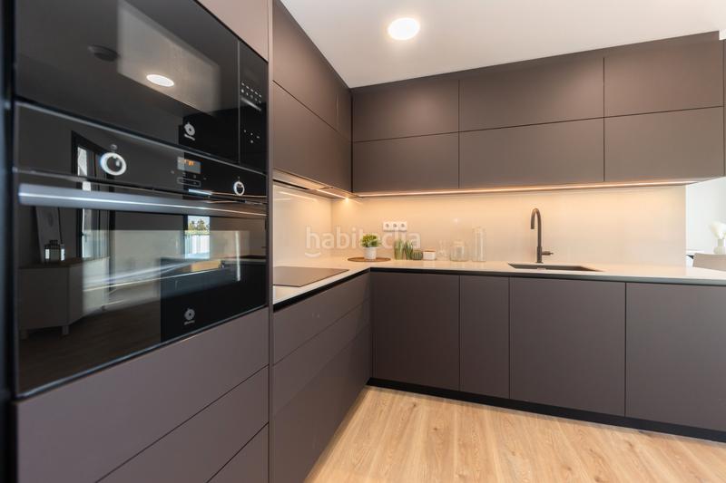 Foto 28d42336-46eb-4535-abd3-46509981f9be. Casa bifamiliare con riscaldamento parcheggio piscina in Viladecans