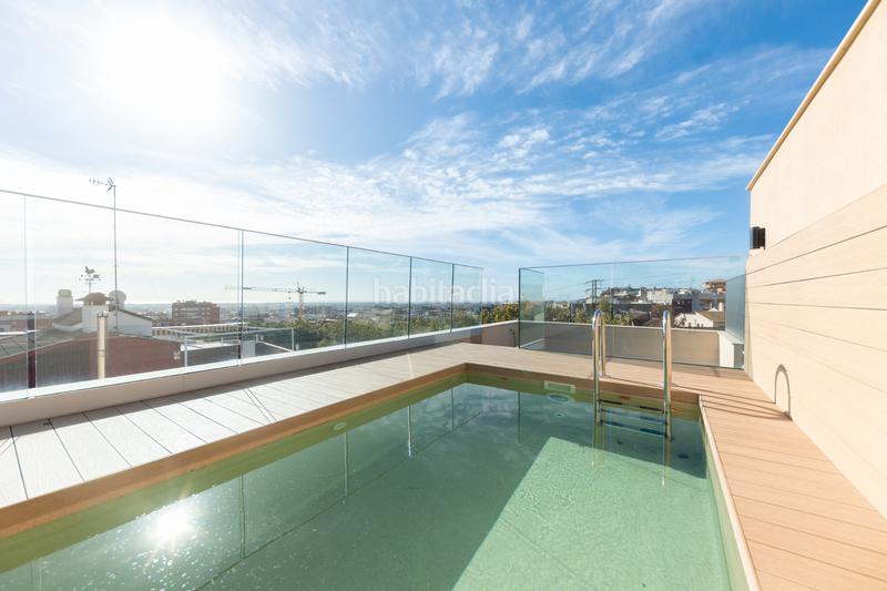 Foto f23eeb9d-78a2-4d49-84b2-1bec97a88c1b. Casa bifamiliare con riscaldamento parcheggio piscina in Viladecans