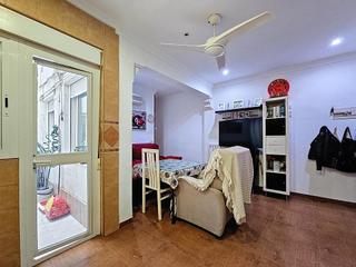 Pis  Tenor pedro lavirgen. Piso bajo 2 dormitorios , 1 baño en zona huerta la reina  cordob