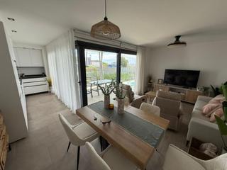 Appartement  Calle alicaria. Estrena piso en fuengirola, 3 dormitorios, 2 baños, cochera y pi