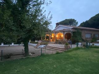 Chalet en El Higuerón. Chalet finca rustica con 55.000m2 de parcela en zona los morales