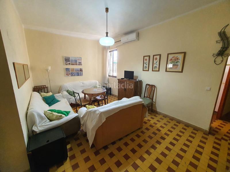 Foto c36f3baf-d598-492f-a308-d3242447e6e3. Piso  4 dormitorios, 1 baño en zona san lorenzo cordoba en Córdoba