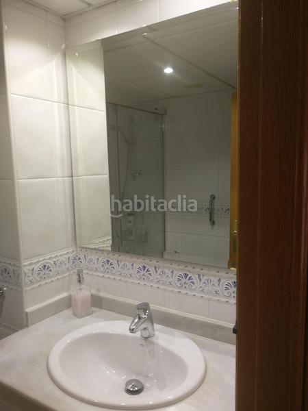 Foto 5676137b-4593-4179-92fd-78f6ce3a0854. Piso  5 dormitorios, 3 baños, garaje y trastero junto a avda del aeropuerto cordoba en Córdoba