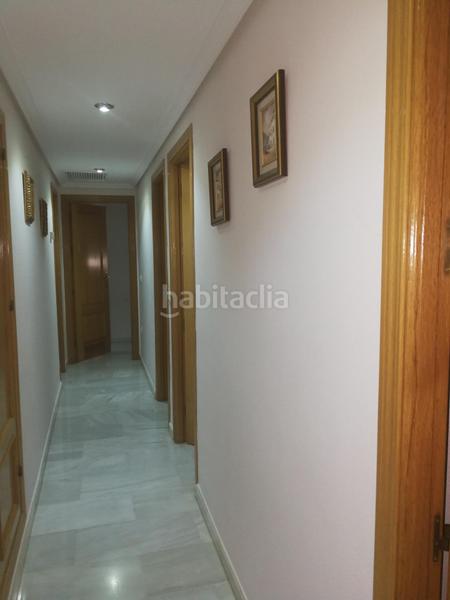 Foto 7c5c99f8-ddbe-4de2-ae21-1a32feca9a9b. Piso  5 dormitorios, 3 baños, garaje y trastero junto a avda del aeropuerto cordoba en Córdoba