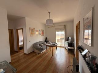 Casa  Calle de francia. Amplia casa de 342 m con huerto, dos viviendas independientes y