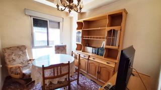 Flat in Santa Rosa - Valdeolleros. Piso 3 dormitorios 1 baño en zona valdeolleros  cordoba