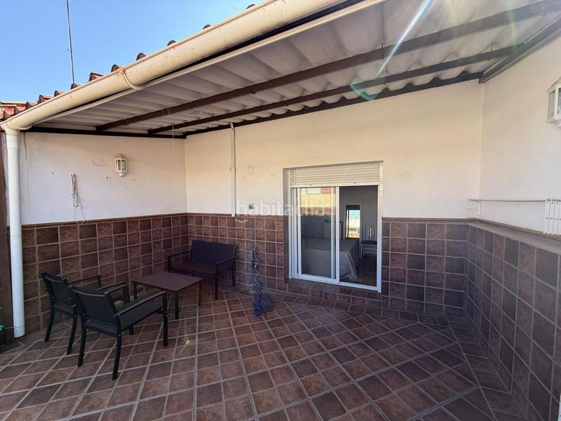 Foto 97edb5ff-0ecb-4fab-a7e8-7e68e5dc4c45. Ático atico con terraza, 2 dormitorios y 1 baño en zona viñuelarescatado cordoba en Córdoba