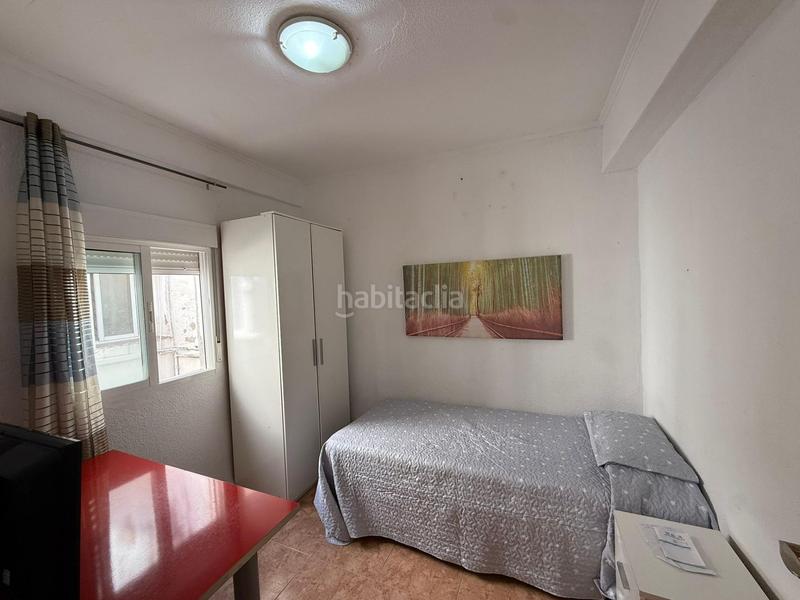Foto a90ba526-7e27-4d16-a9dc-a2fe64dbeb8d. Ático atico con terraza, 2 dormitorios y 1 baño en zona viñuelarescatado cordoba en Córdoba