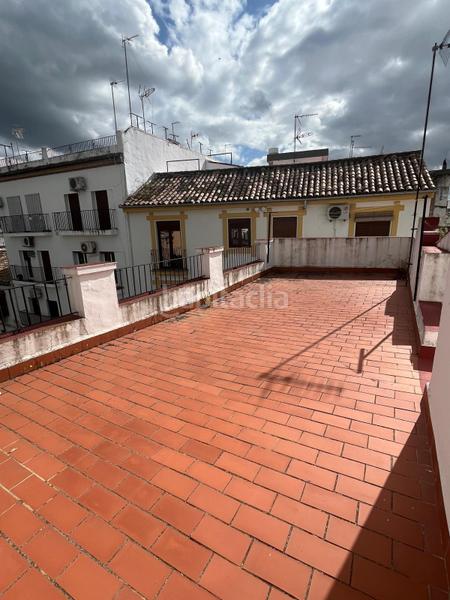 Foto 4dcd11cf-d784-450c-a7bf-4b989a48120e. Casa interesante casa de 6 dormitorios, 2 baños, plaza de garaje y 3 plantas en zona san agustin cordoba en Córdoba