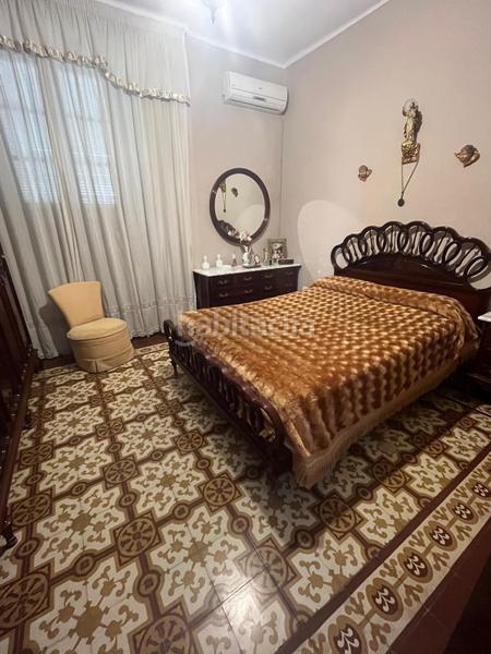 Foto 7da968b6-2d55-4a5c-8b9f-6b2df4582fbc. Casa interesante casa de 6 dormitorios, 2 baños, plaza de garaje y 3 plantas en zona san agustin cordoba en Córdoba