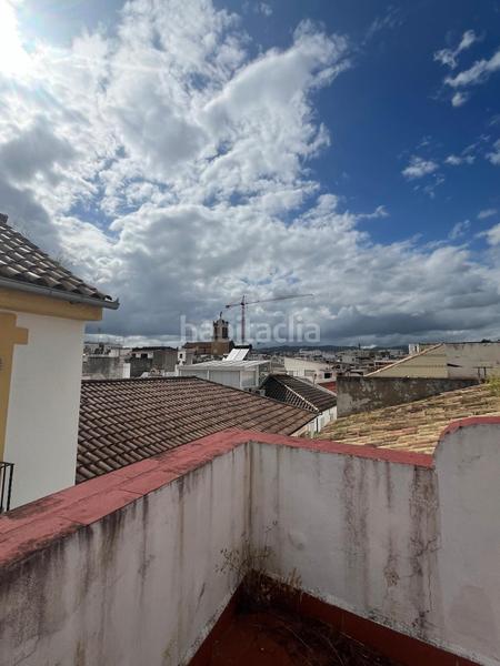 Foto 93a0fb55-f317-4b29-9f79-008f8fa5ca90. Casa interesante casa de 6 dormitorios, 2 baños, plaza de garaje y 3 plantas en zona san agustin cordoba en Córdoba