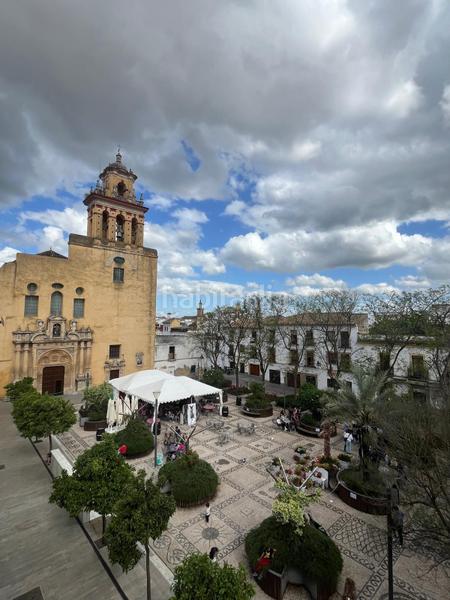 Foto dbeb8401-d9a6-4d1e-ac1e-3fa261d27d74. Casa interesante casa de 6 dormitorios, 2 baños, plaza de garaje y 3 plantas en zona san agustin cordoba en Córdoba