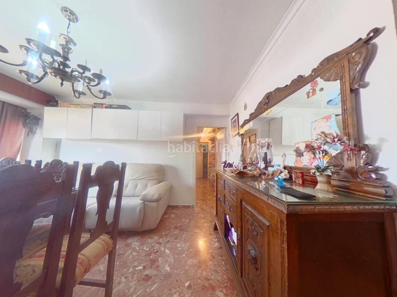 Foto 99edaed6-cb88-4fee-b9f2-781c35876574. Piso dos pisos unidos, 6 dormitorios, 2 baños en zona carlos iii en Córdoba