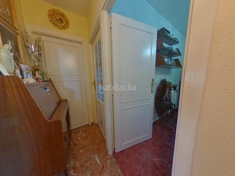 Foto a4d90c8a-a283-484a-92e7-9fa2532f5aff. Piso dos pisos unidos, 6 dormitorios, 2 baños en zona carlos iii en Córdoba