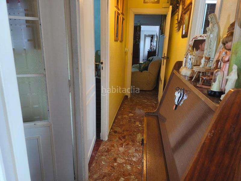 Foto a700a556-f25b-4584-8076-b17262ba8077. Piso dos pisos unidos, 6 dormitorios, 2 baños en zona carlos iii en Córdoba
