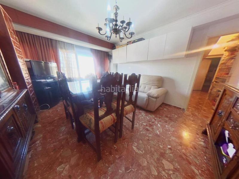 Foto cee25864-3674-4619-8325-e62fdfec731b. Piso dos pisos unidos, 6 dormitorios, 2 baños en zona carlos iii en Córdoba