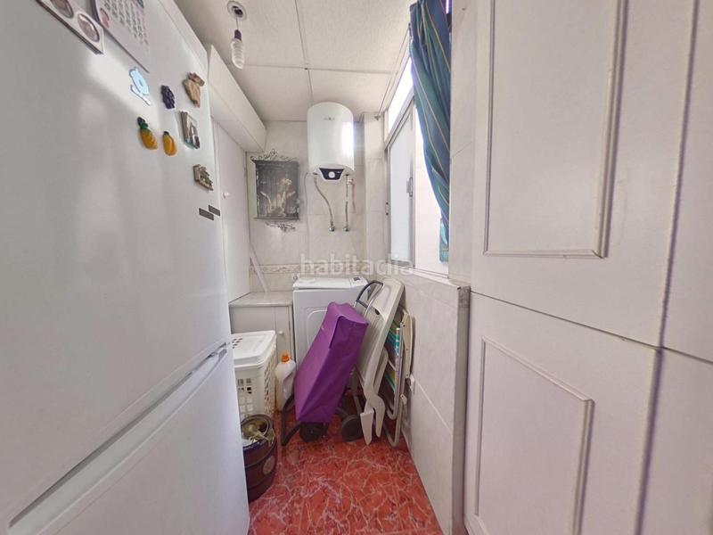 Foto f565372c-a997-49e5-997c-8684b8e8e79a. Piso dos pisos unidos, 6 dormitorios, 2 baños en zona carlos iii en Córdoba