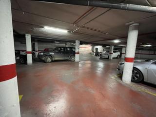 Aparcament cotxe a Sta. Marina - San Andrés - San Pablo - San Lorenzo. Cochera en zona centro  cordoba