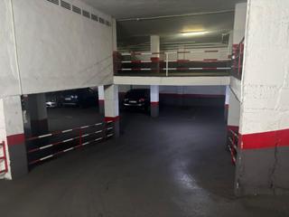 Parking voiture à Avenida del gran capitán 42. Plaza garaje en el centro de cordoba  cordoba