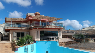 Xalet  La majadilla. Villa de lujo en montegolf