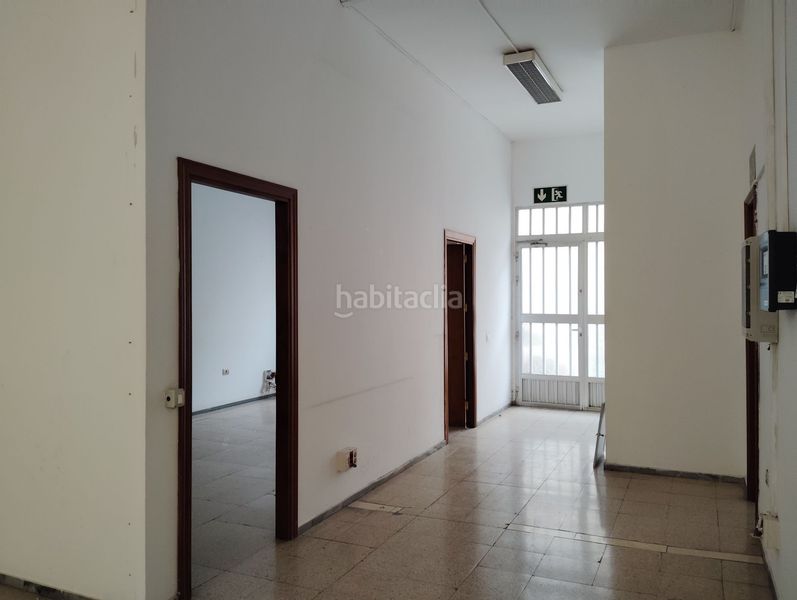 Foto b45b1b73-f476-4e3d-b3c1-8fa59effb519. Geschäftsraum in profesor francisco cruz 1 in San Juan Telde
