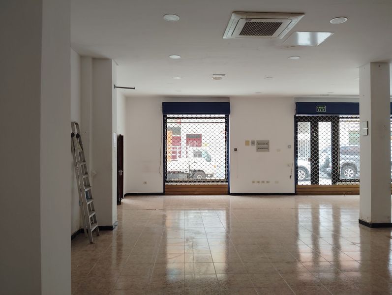 Foto f9a9ac43-52e8-42a0-b860-0f875038c2b5. Local commercial dans jaime balmes 4 dans San Gregorio Telde