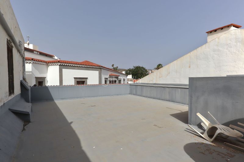Foto 484401b0-1c0d-4d3a-856a-8b94496dfea8. Casa adossada a San Juan Telde