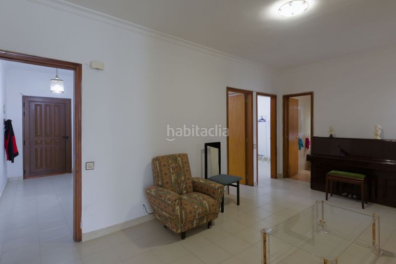 Foto 5788cdf2-3d08-43db-b7d1-320962785aa6. Casa adossada a San Juan Telde