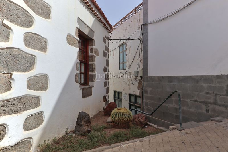 Foto c340326a-0ab1-46ec-9ade-734964c6789c. Casa adossada a San Juan Telde
