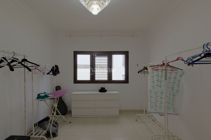 Foto c4470351-52ae-4f4e-9696-7e9014bc630d. Casa adossada a San Juan Telde