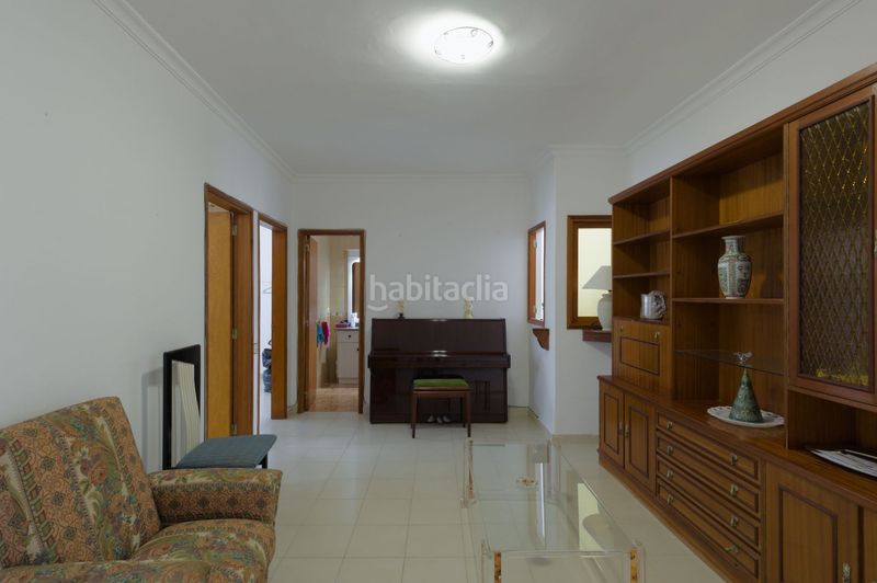 Foto c9598417-4545-401b-86e1-8b461c7be5d0. Casa adossada a San Juan Telde