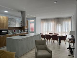 Miete Etagenwohnung  Mesa y lópez. Alquiler de piso en mesa y lópez
