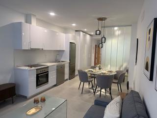 Piso en Santa Catalina - Canteras. Estudio en venta en calle guanarteme