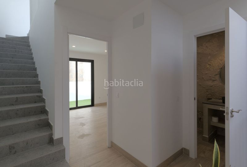 Foto 36ab65f4-d62c-4f57-95d1-cfa36eeebb62. Maison dans león y castillo 39 dans San Juan Telde