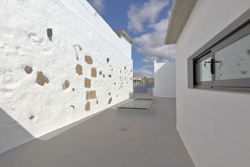 Foto 6c254642-bc40-47af-b1fe-ce0a818fcfd3. Maison dans león y castillo 39 dans San Juan Telde