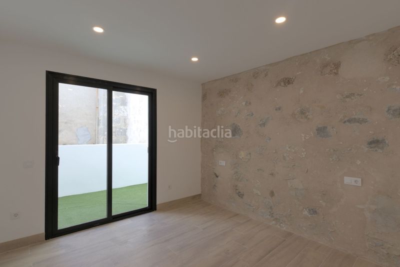 Foto db2fdc98-0737-4643-82d6-210d0f1e0a62. Maison dans león y castillo 39 dans San Juan Telde